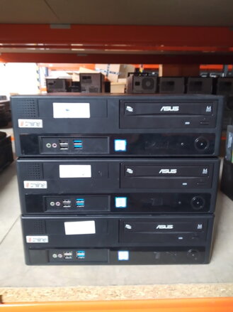 Core i5-8400, 16GB RAM, 256GB SSD