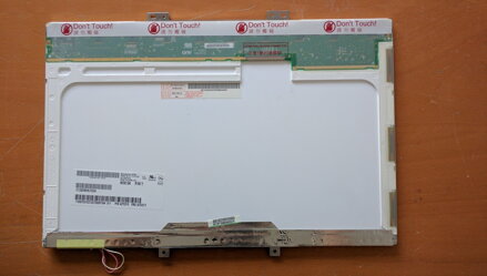 AU Optronics B154EW01 V.8