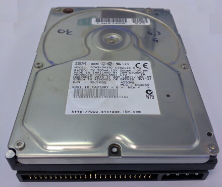 IBM DCAS-34330 4.3GB 50 pin Ultra Wide SCSI
