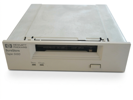 HP SureStore Tape 5000 (DDS-3 Tape Drive, C1526G)