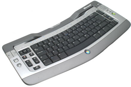 Microsoft Wireless Entertainment Keyboard 7000