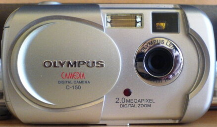 Olympus Camedia C-150, 2MP, fotoaparát