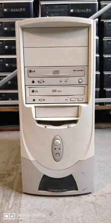 PC P4 2.4GHz, 1GB RAM, 80GB HDD, CD-RW, FDD, Win XP Home