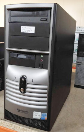 PC Pentium 4 630, 2GB RAM, 80GB HDD, DVD-RW, FDD, X200SE (128MB VRAM)