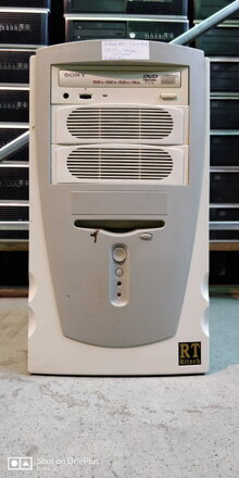 PC Pentium III EB 800, 256MB RAM, 20GB HDD, CD-RW/DVD, FDD