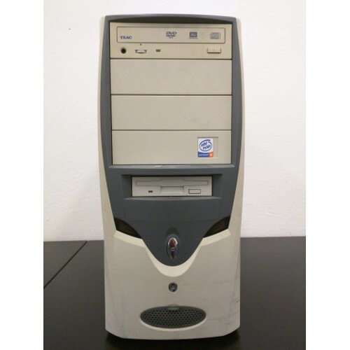 Pentium 4 1.8GHz, 512MB RAM, 120GB HDD, GeForce Ti4200, DVD-RW