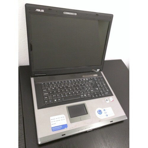 ASUS F7SE-7S091C Intel Core 2 Duo T5550 (1.83 GHz) 3 GB RAM 250 GB HDD ATI Mobility Radeon HD 3470 17.0" WXGA+ Windows Vista Home Premium