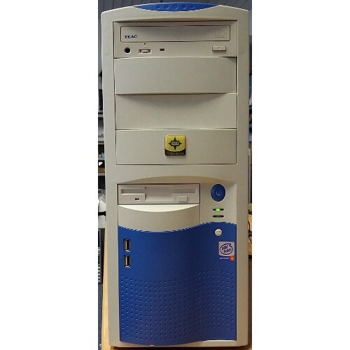 intel pentium 4 2.6ghz, 512mb ram, geforce 64mb, 40gb hdd, cdrw/dvd