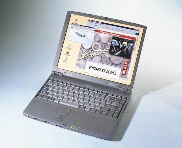 Toshiba Portégé 7020CT - Pentium II 366, 128MB, 6GB HDD, DVD, FDD, 13.3" XGA + Dock PA2722U