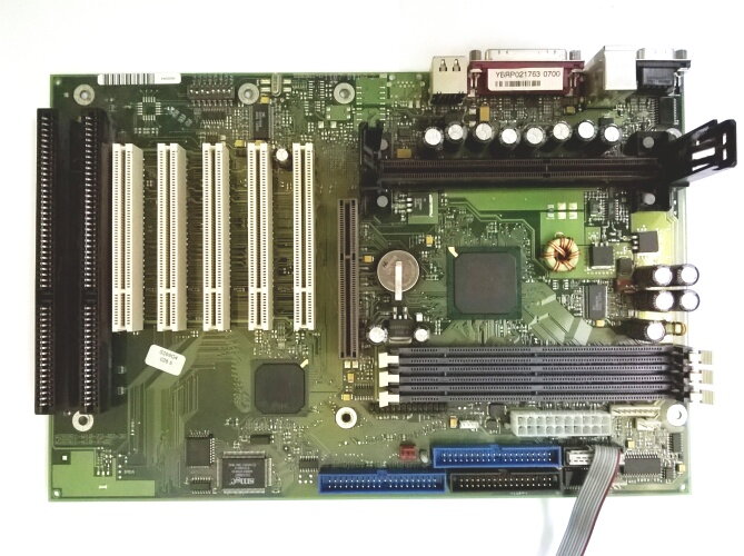 Fujitsu SIEMENS W26361-W10-Z2-02-36 mainboard