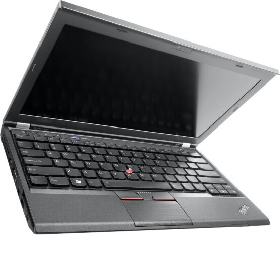Lenovo ThinkPad X230i (trieda B), Core i3-2370M (2.4GHz), 2GB RAM, 320GB HDD, 12.5 LED, USB3.0
