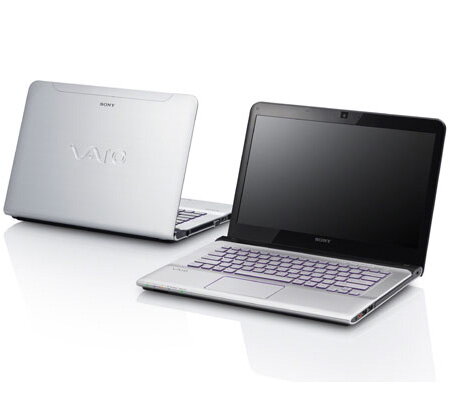 Sony VAIO SVE14AG15M Core i3-3110m, 4GB RAM, 500GB HDD, DVD-RW, 14", W8