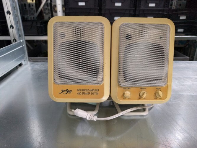 SurfSound 880, reproduktory